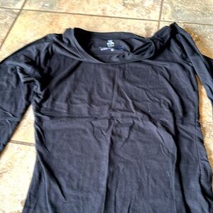 Long sleeve black stretchy t shirt